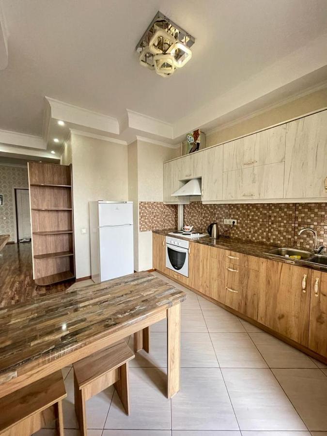 Rent Home Kg! Апартаменты По Уметалиева Рыскулова Бишкек Екстериор снимка